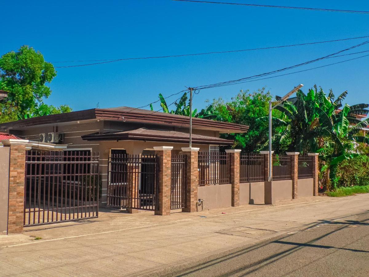 Casa Cecilia-Entire House Located Near 100 Islands Villa Alaminos Exterior foto