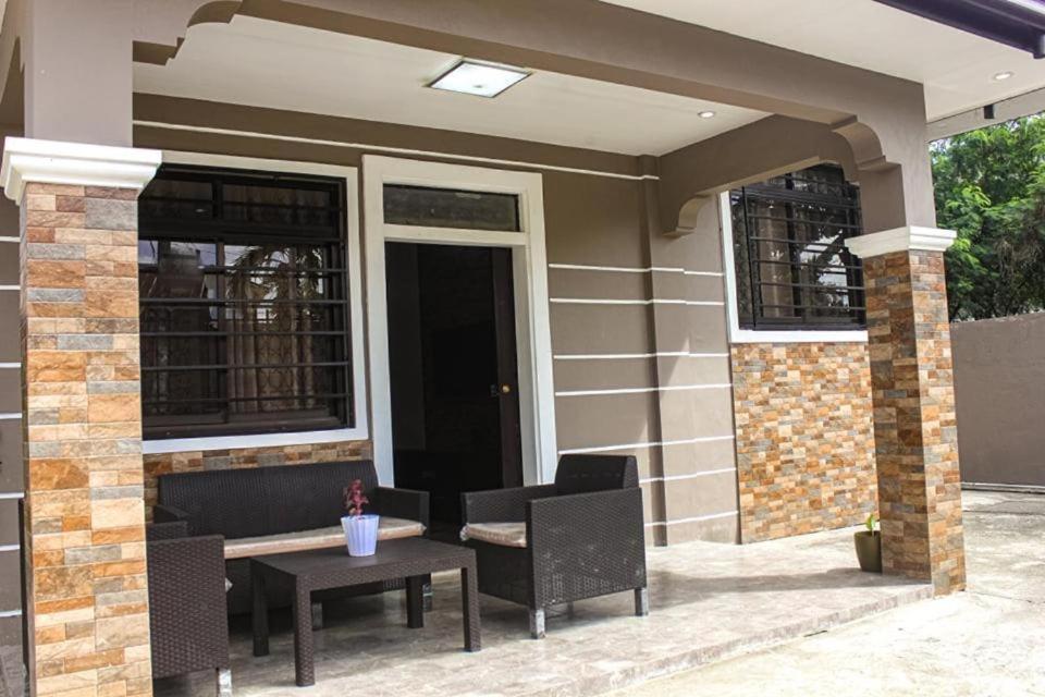 Casa Cecilia-Entire House Located Near 100 Islands Villa Alaminos Exterior foto
